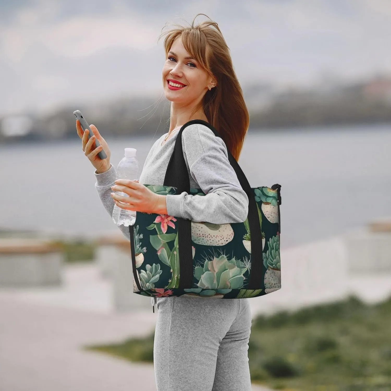 Sports Gym Bag for Women Men Travel Duffel Bag Tote Weekender Bag Carry on Overnight Bag for Travel Swimming Fitness Workout Sports Succulent Plants and Cactus Duffle Bag